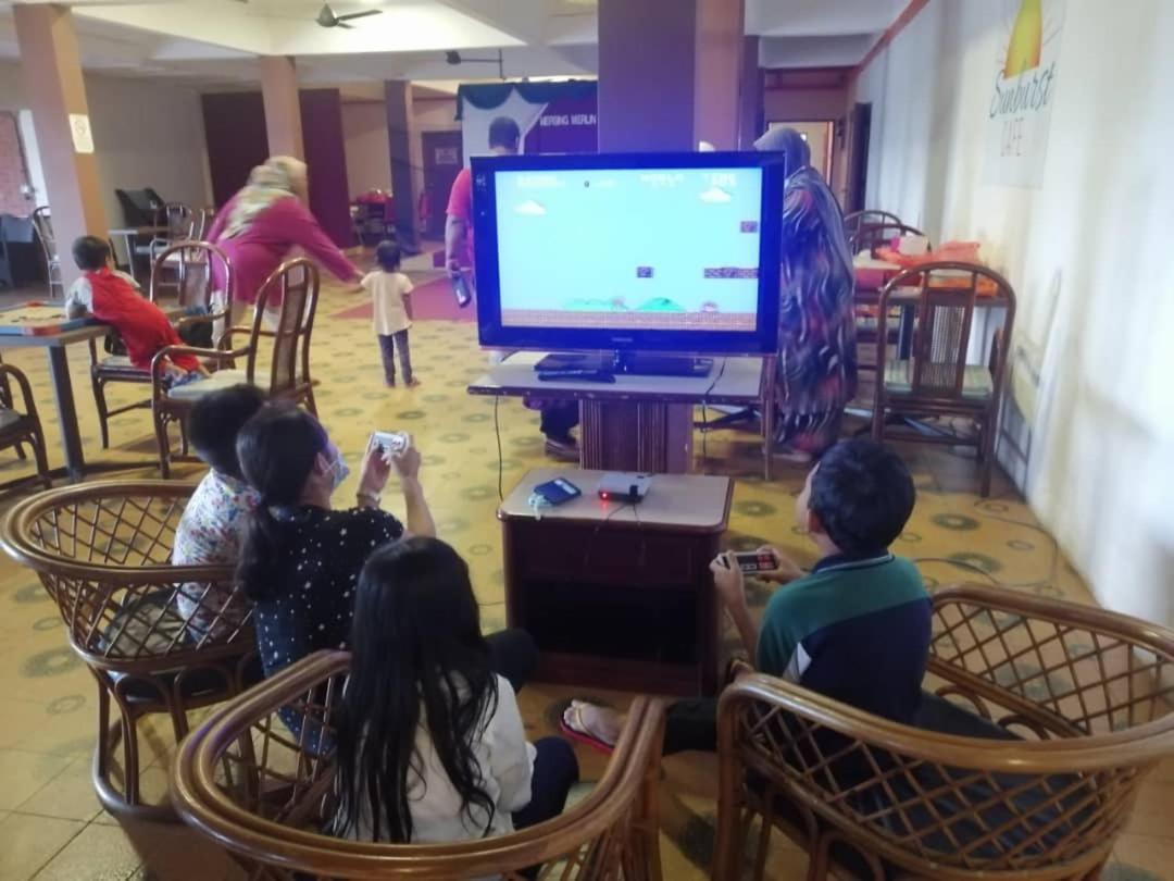 Mersing Merlin Inn Екстер'єр фото