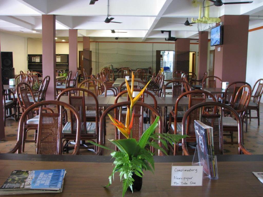 Mersing Merlin Inn Екстер'єр фото