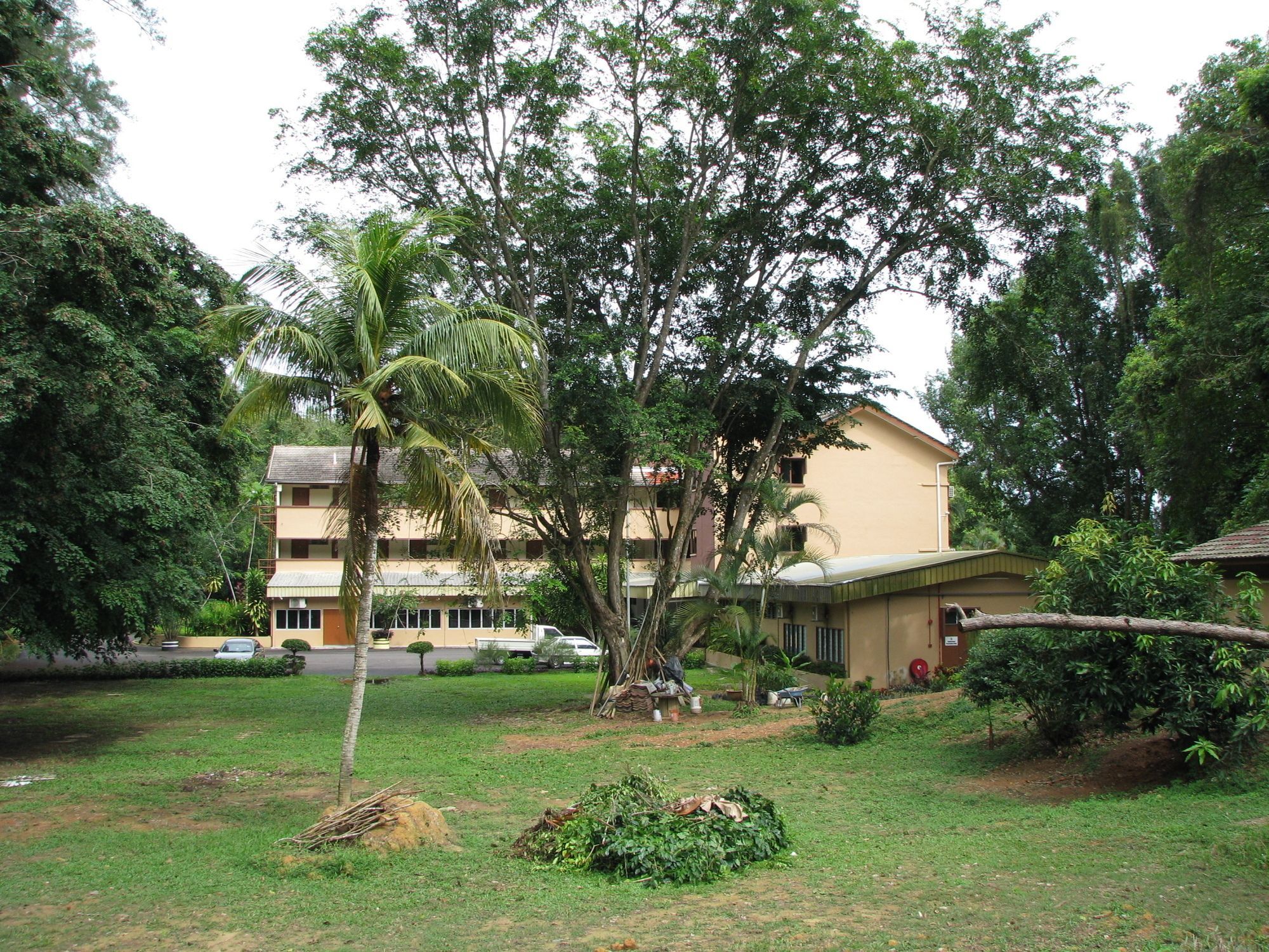 Mersing Merlin Inn Екстер'єр фото
