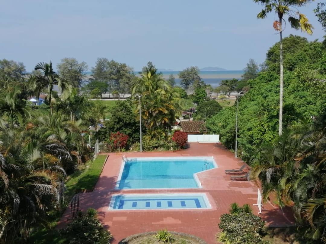 Mersing Merlin Inn Екстер'єр фото